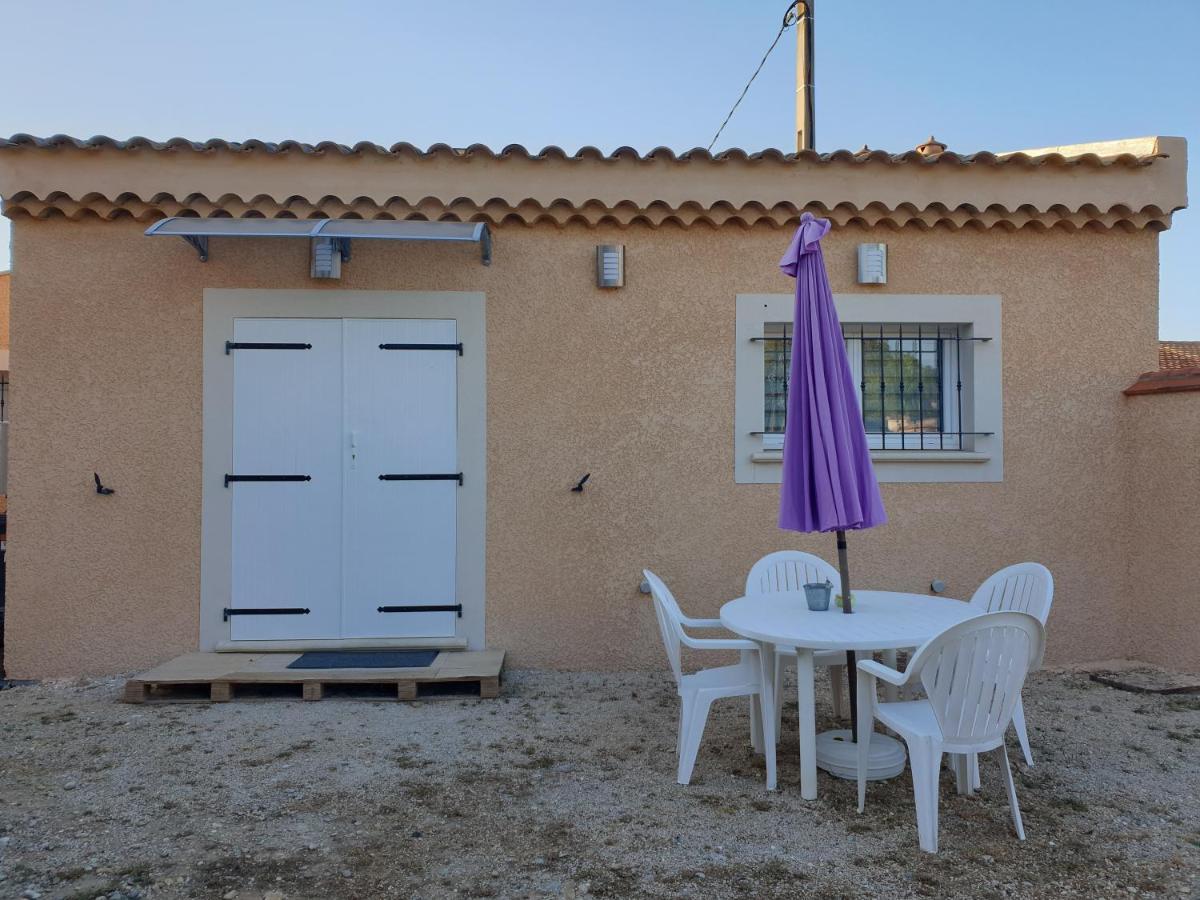 Petite Maison Meublee Entre Avignon Et Carpentras Morieres-les-Avignon Exterior photo